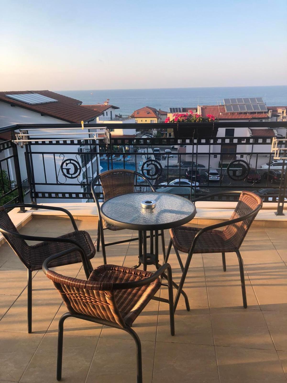 Cristiani Hotel Sozopol Værelse billede